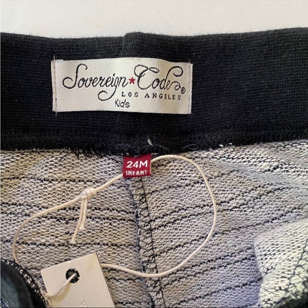 - Sovereign Code Striped Shorts 24M - Picture 3 of 4